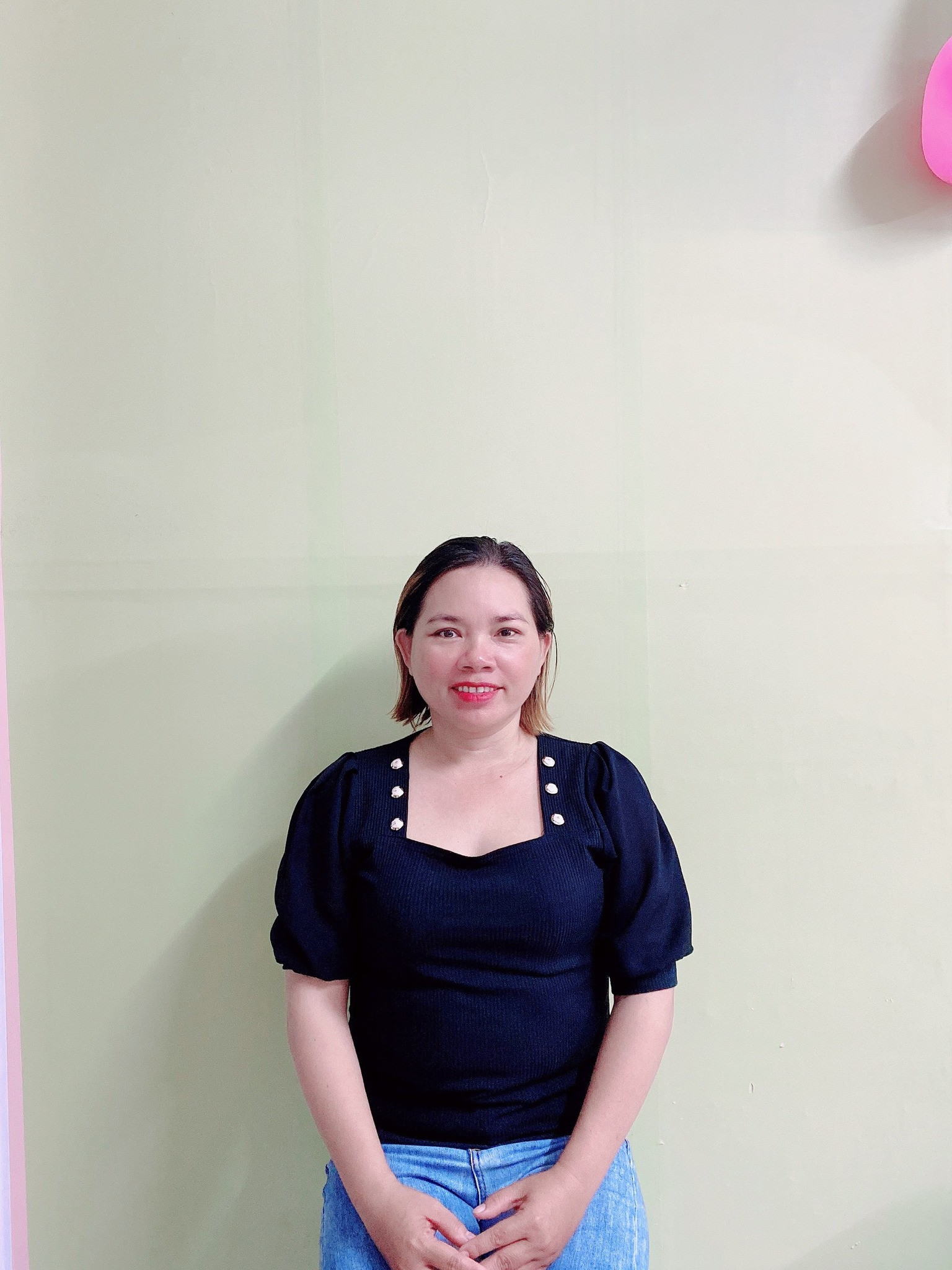 NGUYỄN THỊ MỸ HƯỚNG SINH NĂM 1984 BÌNH ĐỊNH , CHỊ XIN LÀM CÔNG VIỆC GIÚP VIỆC NHÀ