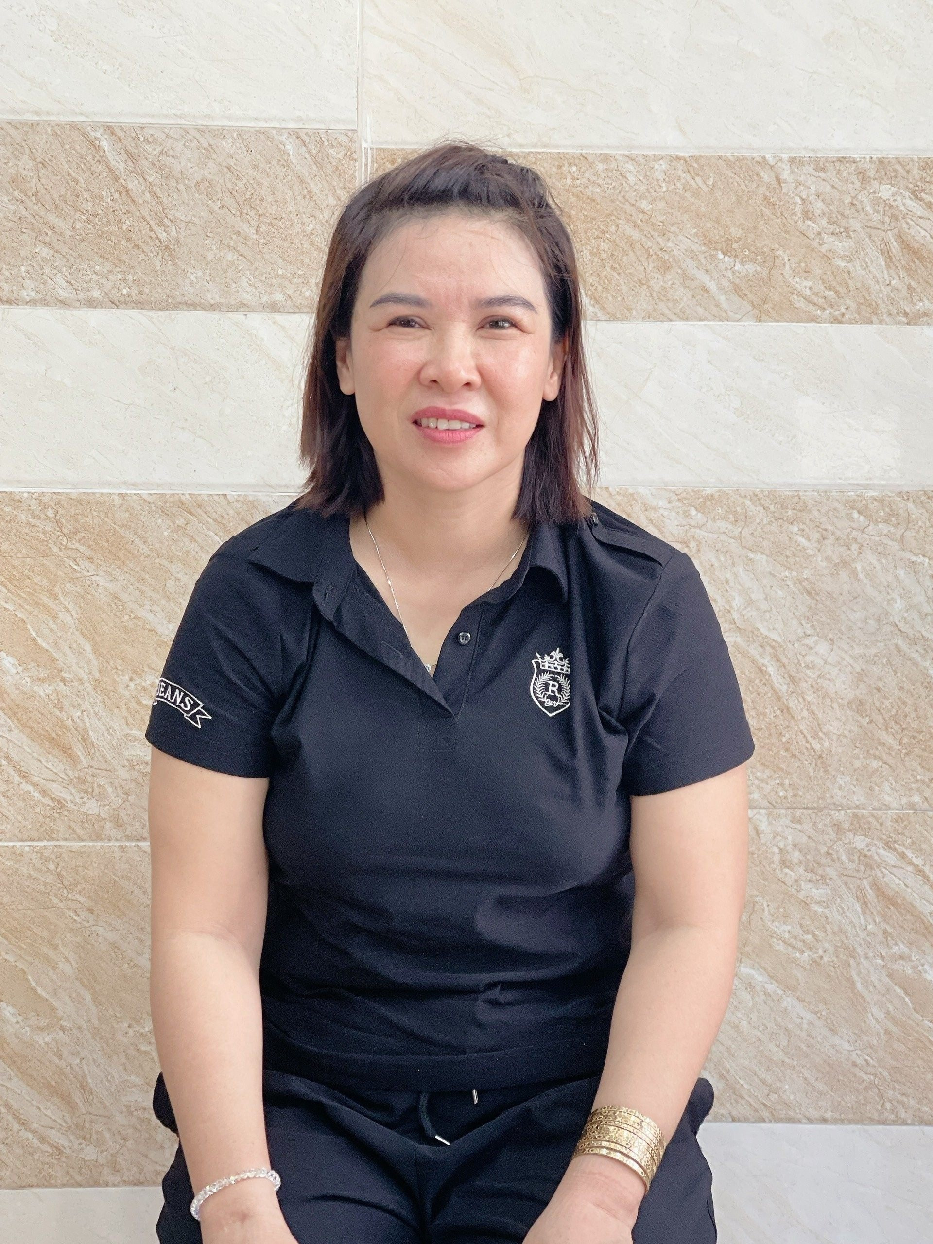 Chị Ánh Nguyệt sinh 1978 quê Bình Định nấu ăn ngon, chăm bé giỏi.