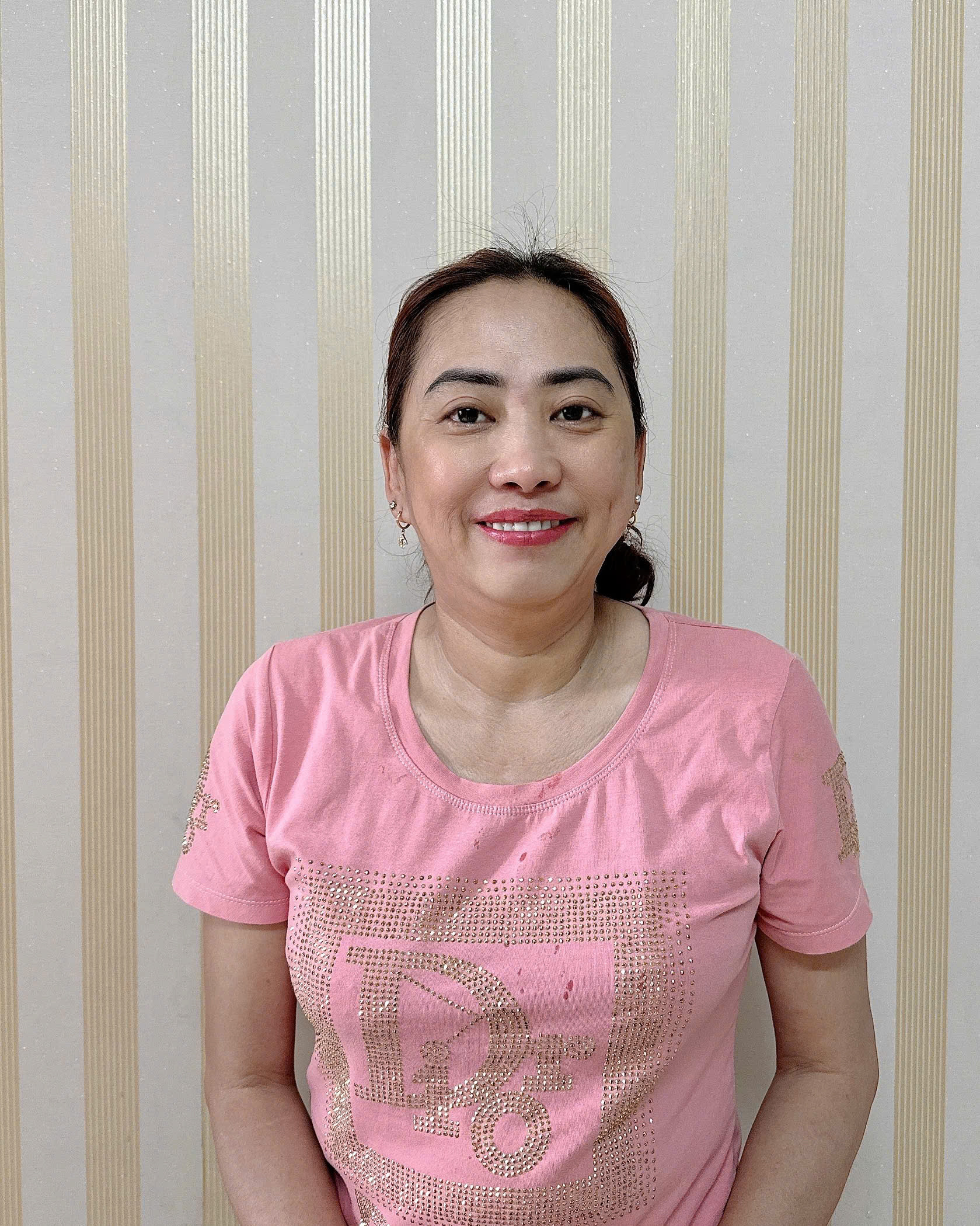 Cô Giang, sinh năm 1977, Cần tìm việc làm