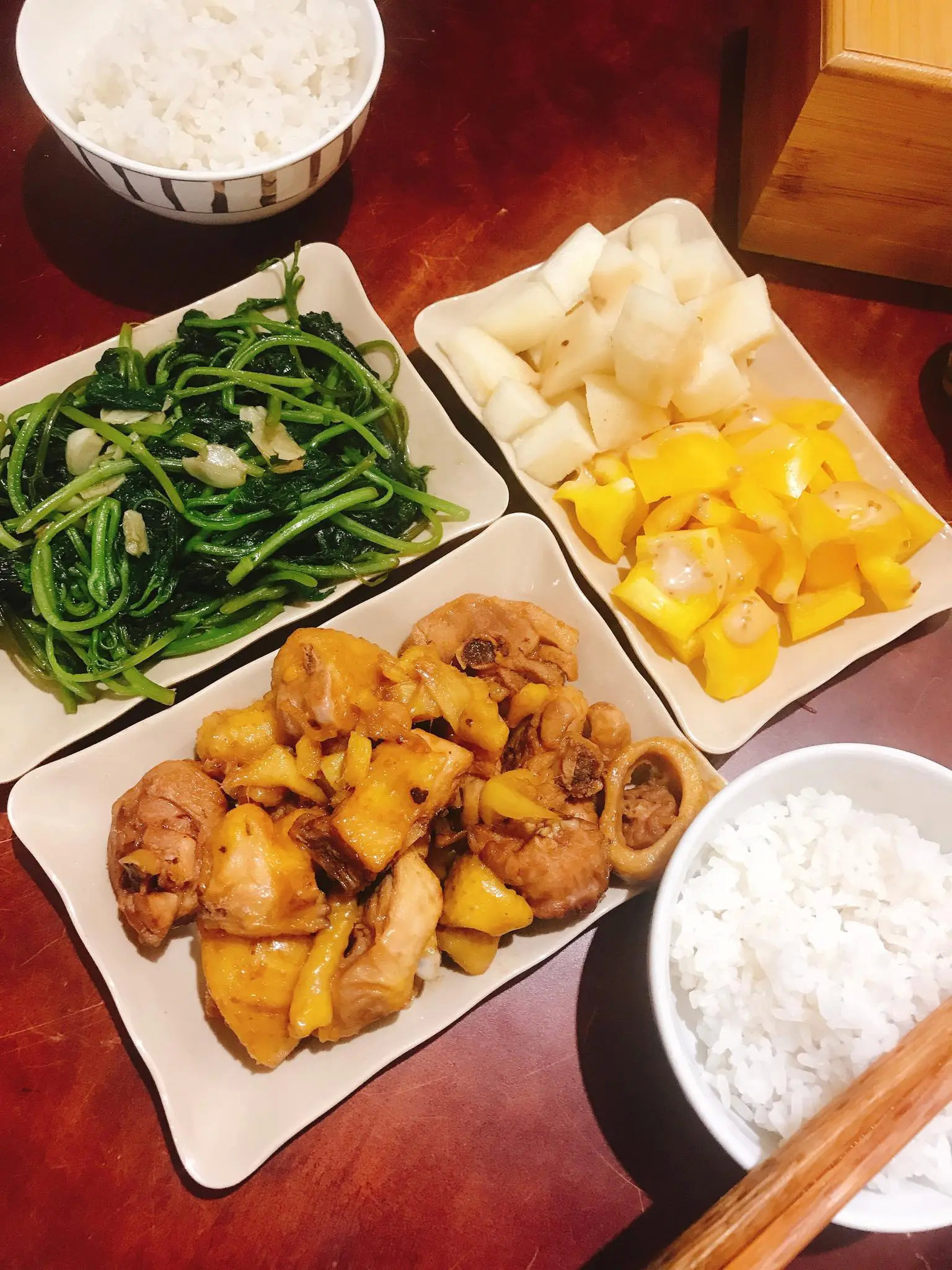 Cần Gấp công việc (bao ăn ở) cho các cô đi làm ngay :