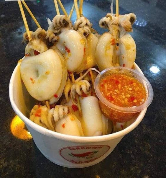 Em đang tìm 1 cô giúp việc, nhà em có 1 trệt 1lầu ở Bình Qưới- Bình Thạnh