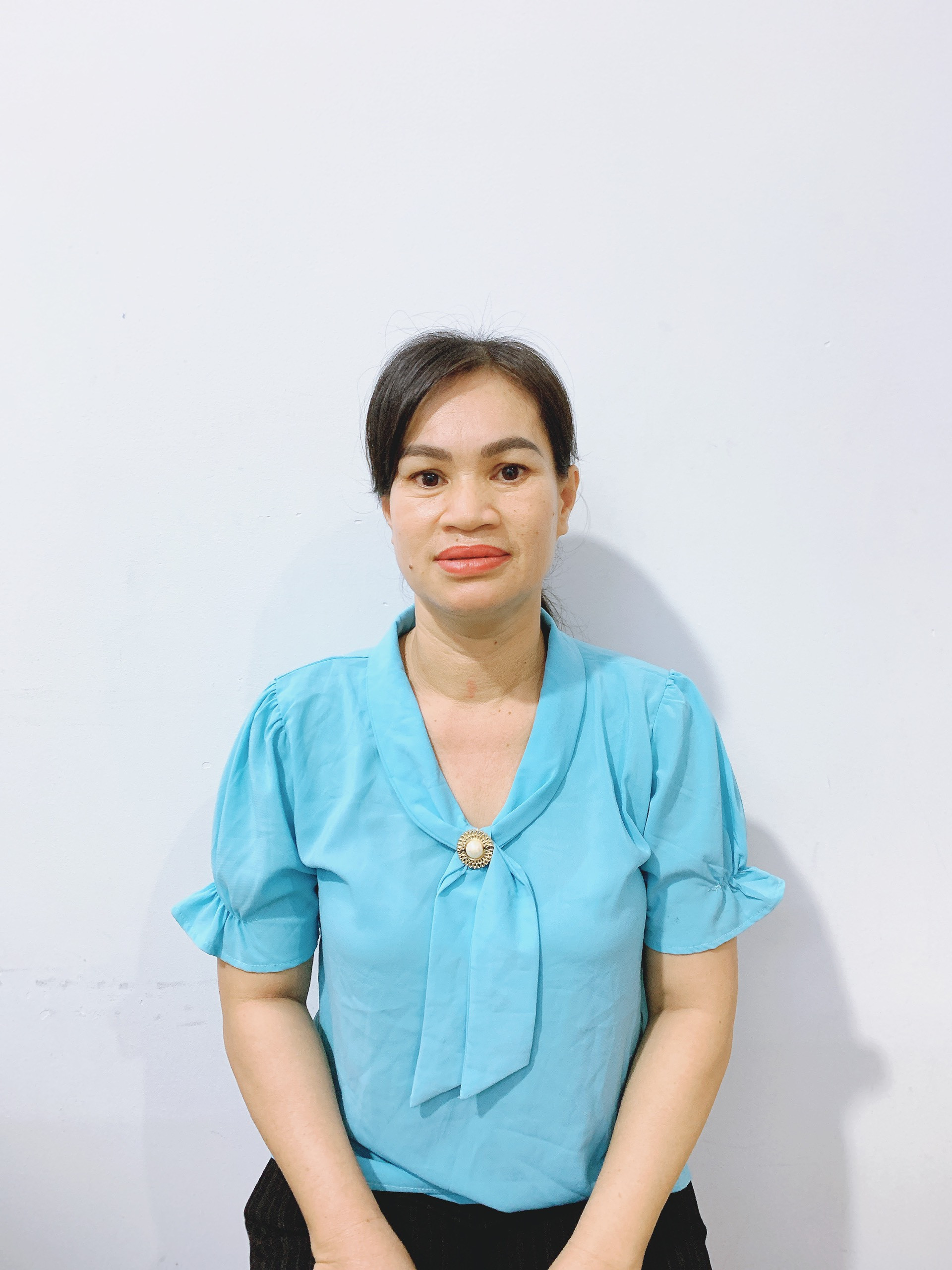 CHỊ MY HIỀN LÀNH CHỊU KHÓ ĐI LÀM KHÔNG VƯỚNG BẬN TÌM VIỆC ĐI LÀM NGAY