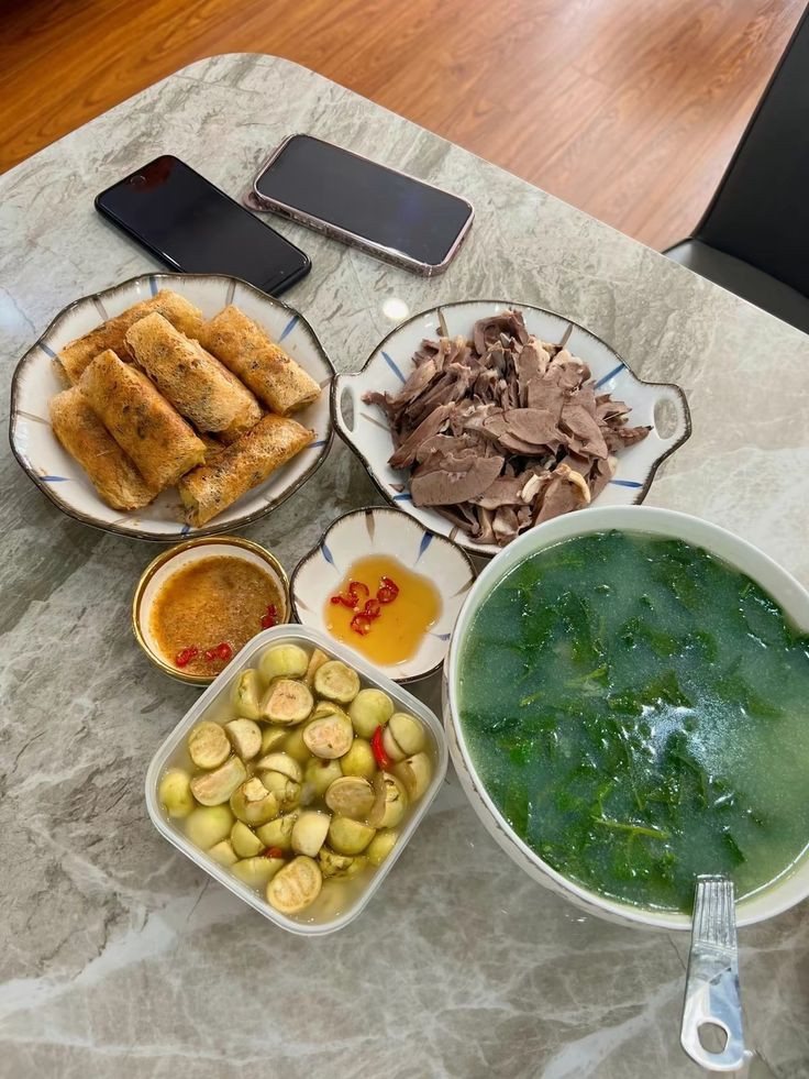 Tuyển Gấp Giúp Việc Nhà Quận Bình Thạnh - BAO ĂN Ở LẠI - ĐI LÀM LIỀN