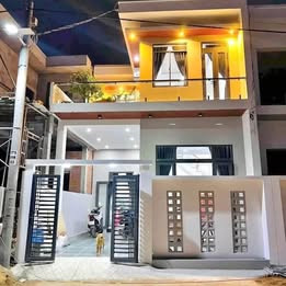 Tuyển Gấp Giúp Việc Nhà Quận 1 - Lương Cao, Bao Ăn Ở