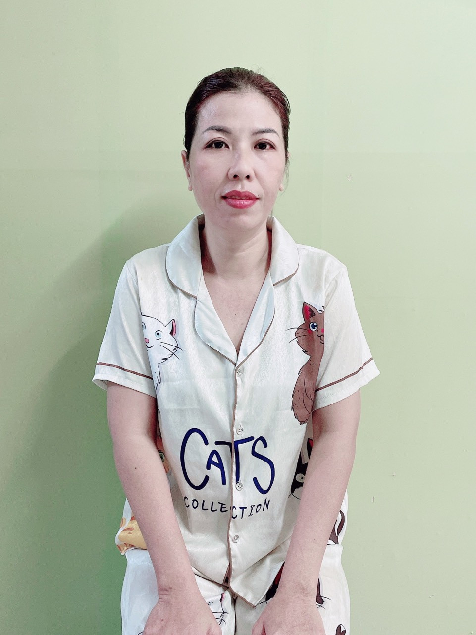 Chị Châu cần việc đi làm bao ăn ở lại và lâu dài ạ