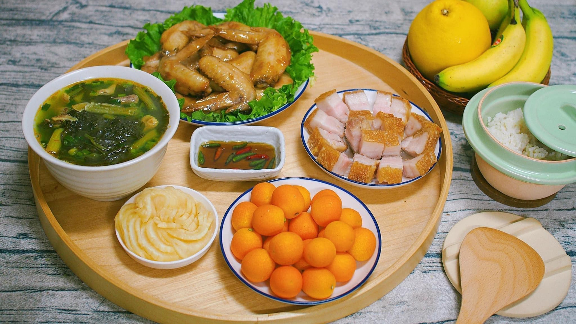 Tuyển Gấp Cô Chăm Bé Dễ Ăn Ngủ Quận 3 - Bao Ăn Ở Lại