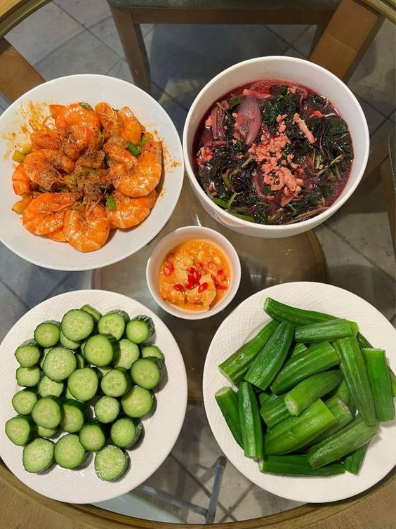 Em cần chị giúp việc nhà, làm tại gần Bến Xe Miền Đông Cũ, Bình Thạnh.