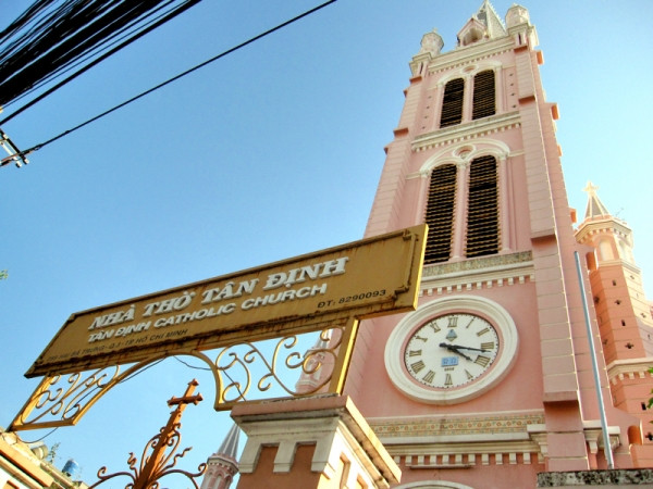 Tuyển một chị giúp việc nhà, lương 10 triệu bao ăn ở gần nhà thờ Tân Định Quận 3