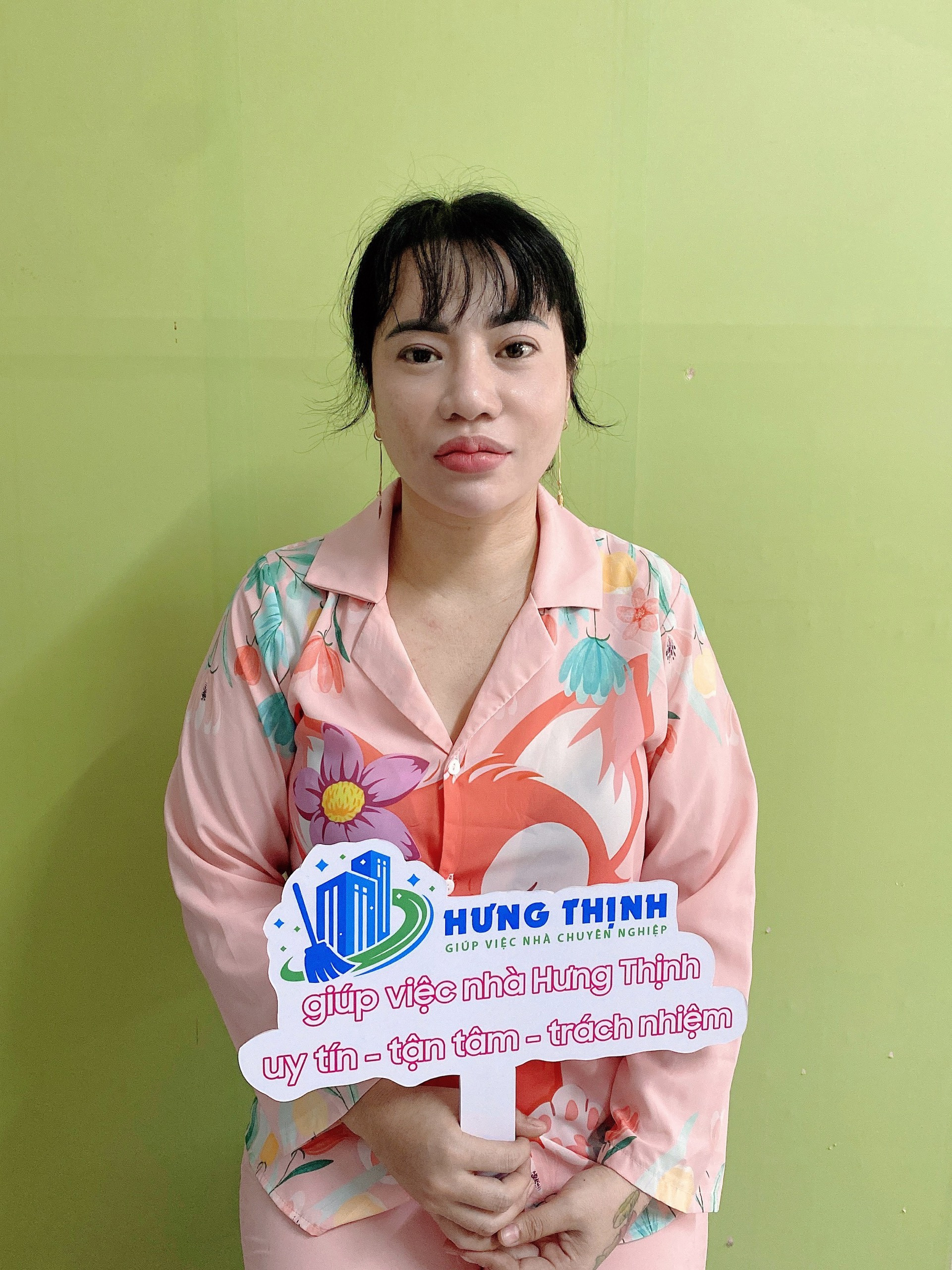 Chị Hà nấu ăn ngon phụ chăm bé tốt đang tìm việc bao ăn ở lại ạ