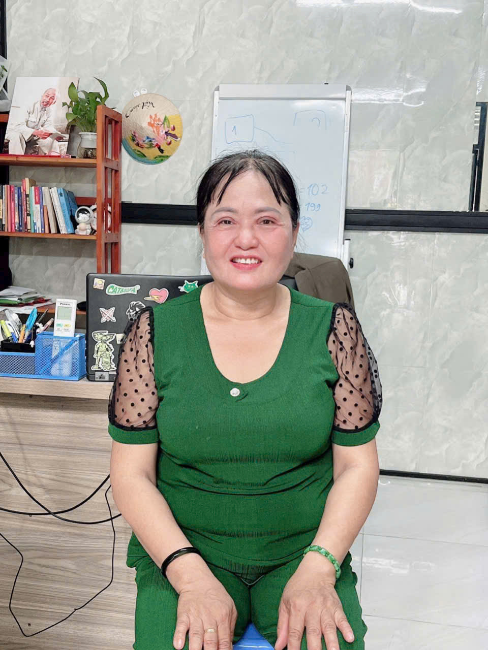 Chị Huỳnh Thị Út Em, sinh năm 1971, quê Vĩnh Long _ GIÚP VIỆC NHÀ, CHĂM BÉ, CHĂM ÔNG BÀ