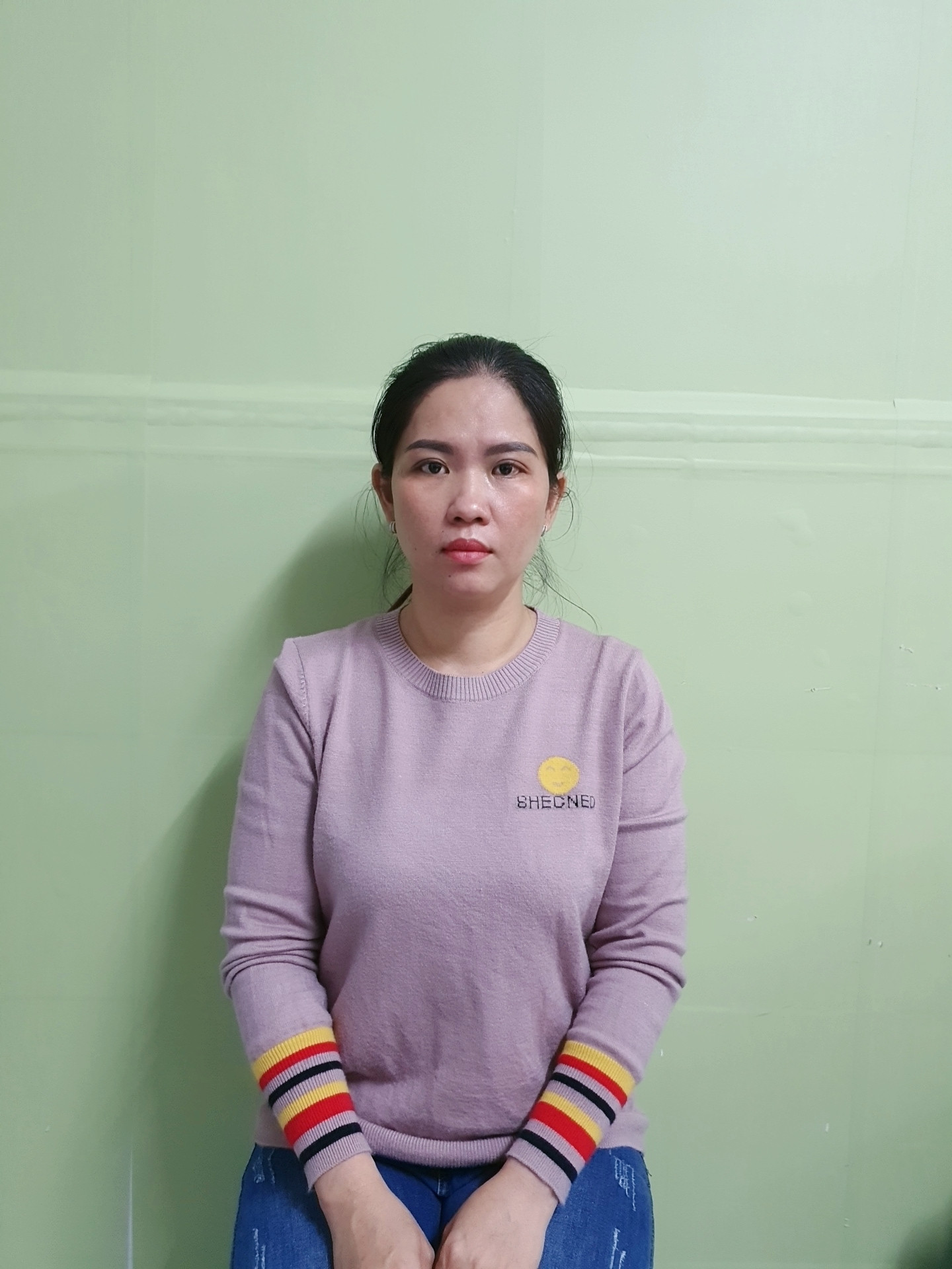 Chị Phạm Thị Thoa sn 1987 quê Vĩnh Long – CHĂM BÉ, GIÚP VIỆC NHÀ