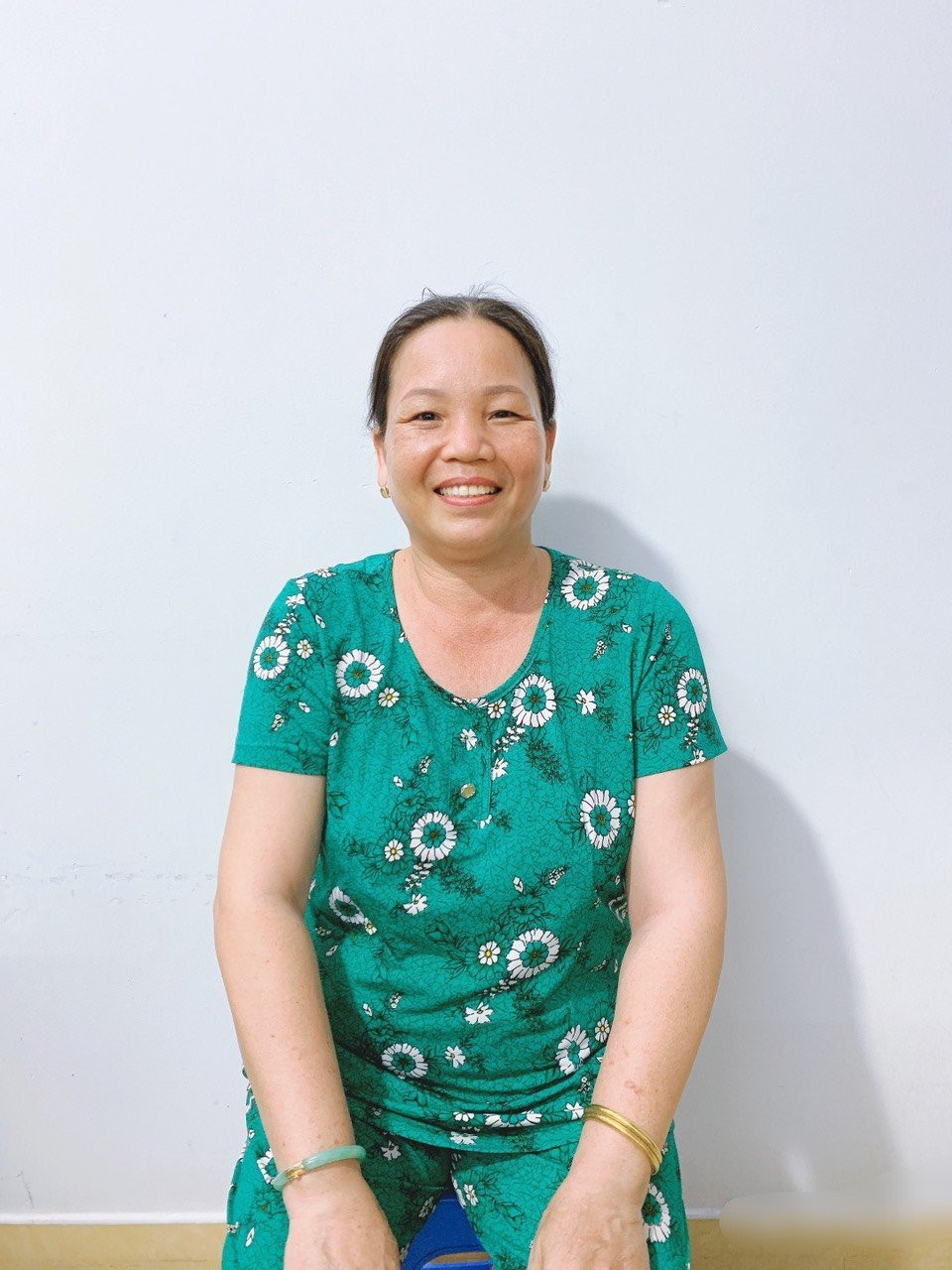 CHỊ QUÊ MIỀN TÂY HIỀN LÀNH CHỊU KHÓ TÌM VIỆC LÀM