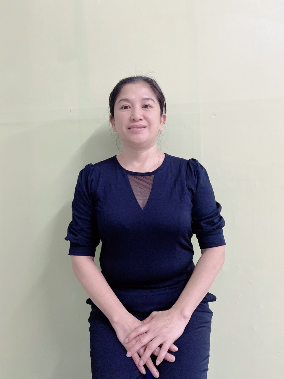 Trần Thị Thùy Dương - 1980- Hcm - Có Bằng Giao Tiếp Tiếng Anh , Chuyên Giúp Việc Nhà, Bảo Mẫu