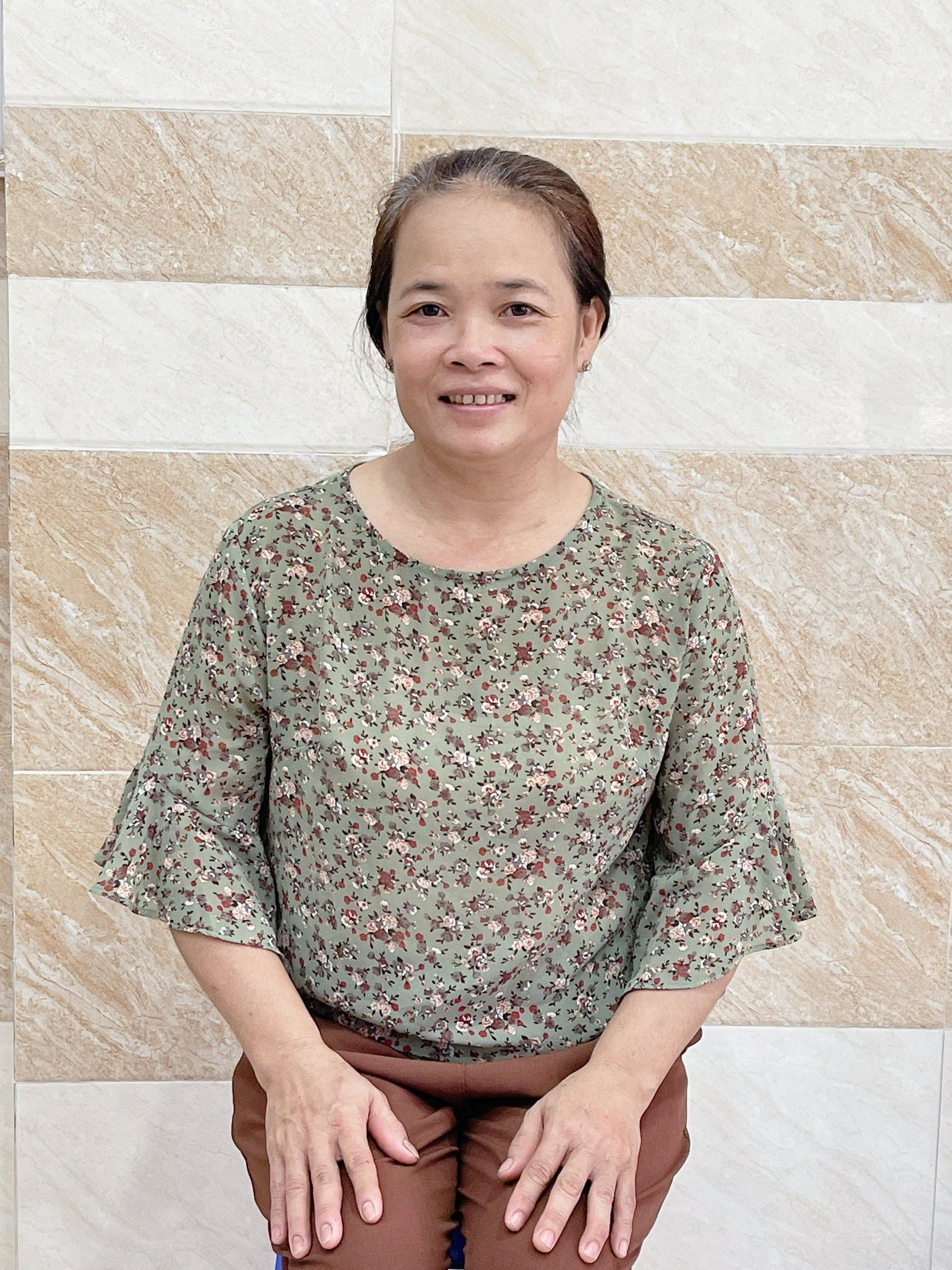 Cô Trang sinh 1975 quê Phú Yên nấu ăn ngon - thương trẻ