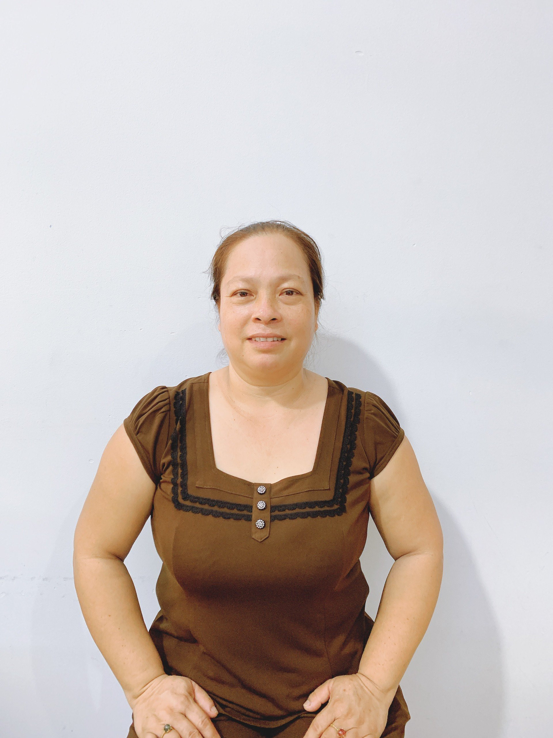 CHỊ RẤT CHỊU KHÓ NHẬN VIỆC LÀM NHIỆT TÌNH KHÔNG NGẠI VIỆC