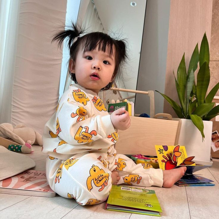 BÉ NHÀ EM ĐƯỢC 18 THÁNG CẦN TÌM GẤP 1 CHỊ CHUYÊN CHĂM BÉ BAO ĂN Ở LẠI LƯƠNG 11 TRIỆU