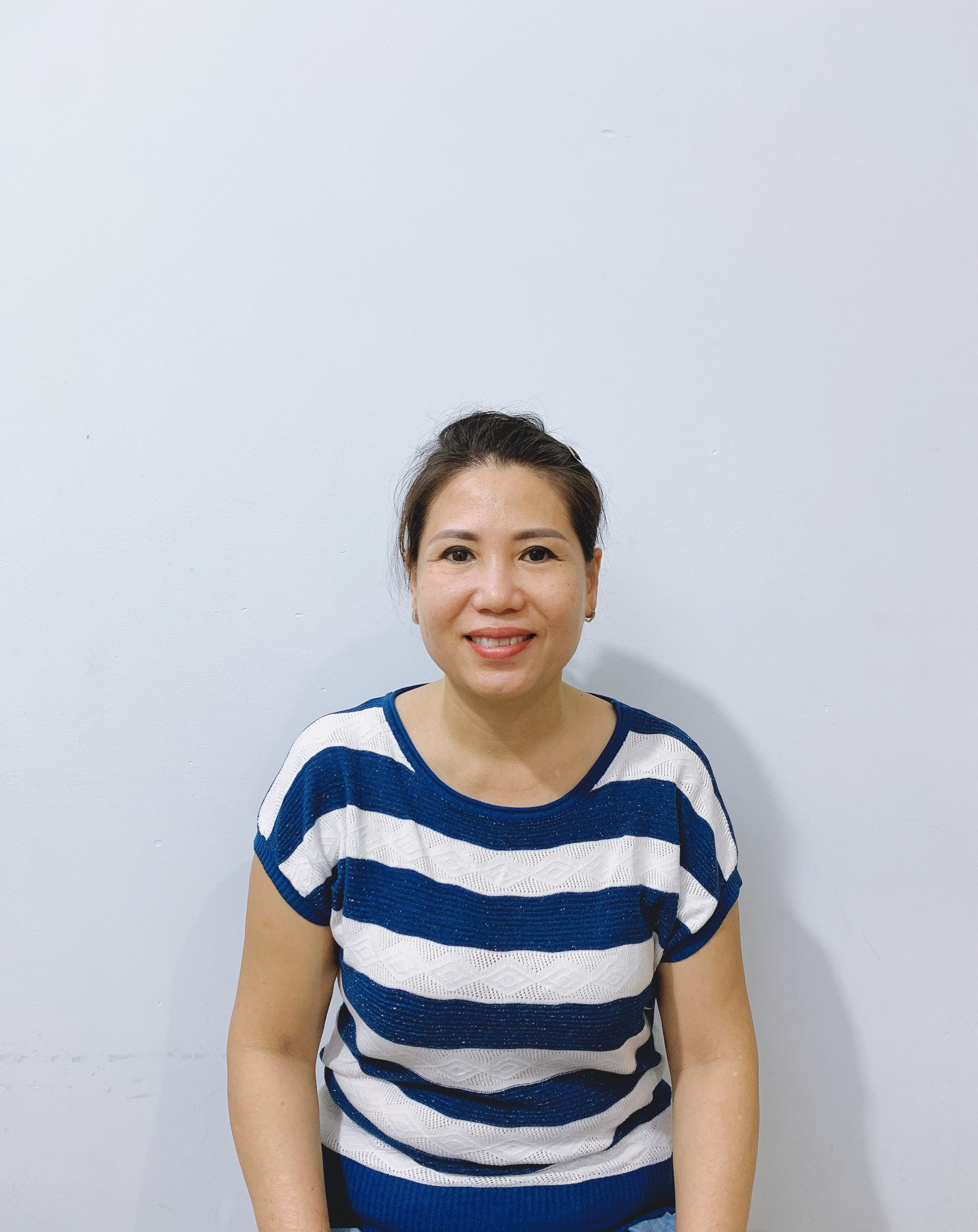 Cô CHUYÊN LÀM VIỆC NHÀ – NẤU ĂN NGON – CHĂM EM BÉ