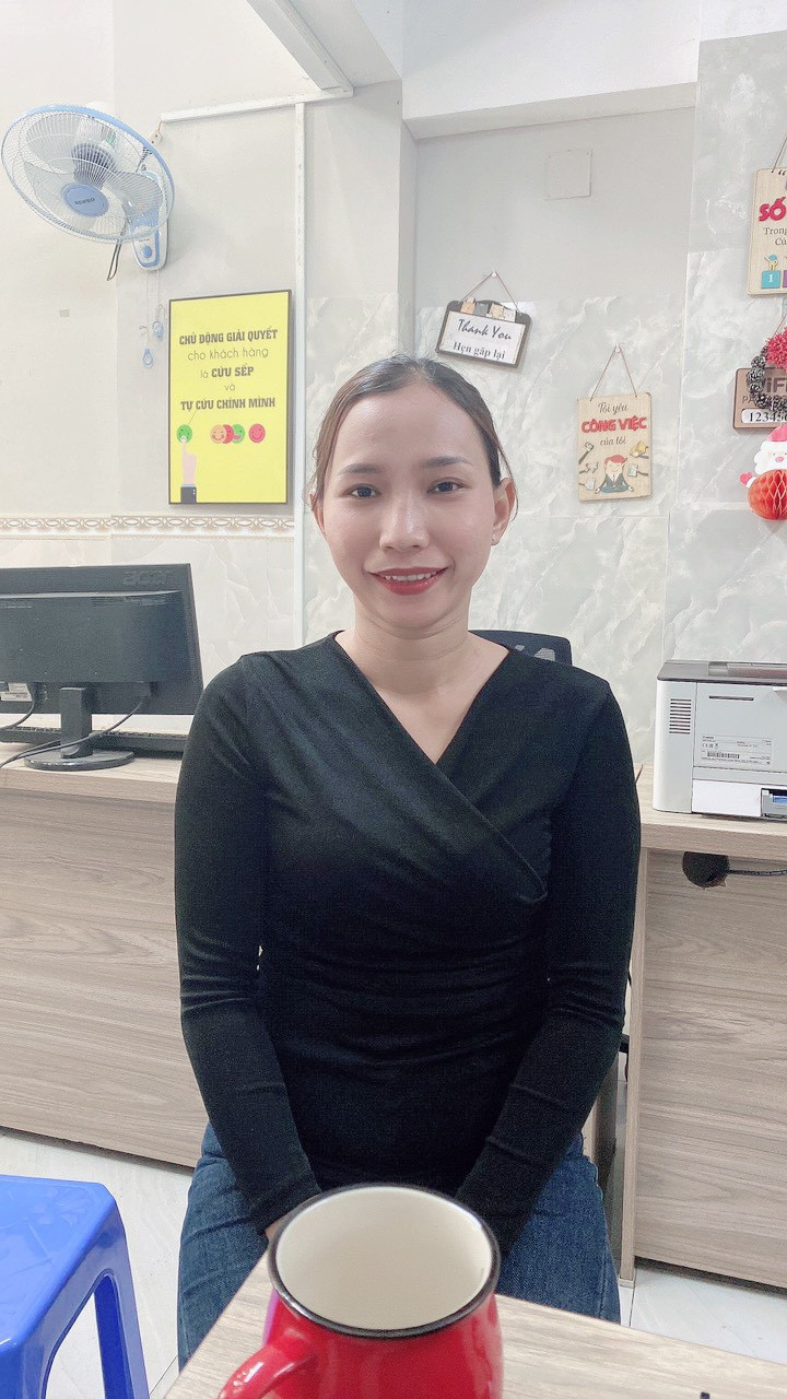 Em đang tìm việc cho chị Hiền , nhanh nhẹn chịu khó đang tìm việc bao ăn ở lại ạ