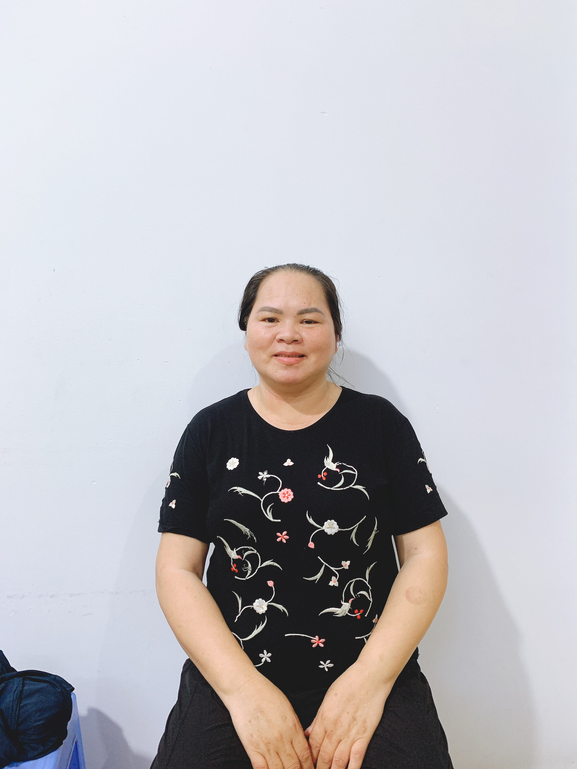 Em gửi anh chị cô chăm bé mát tay thích trẻ con chăm được từ sơ sinh