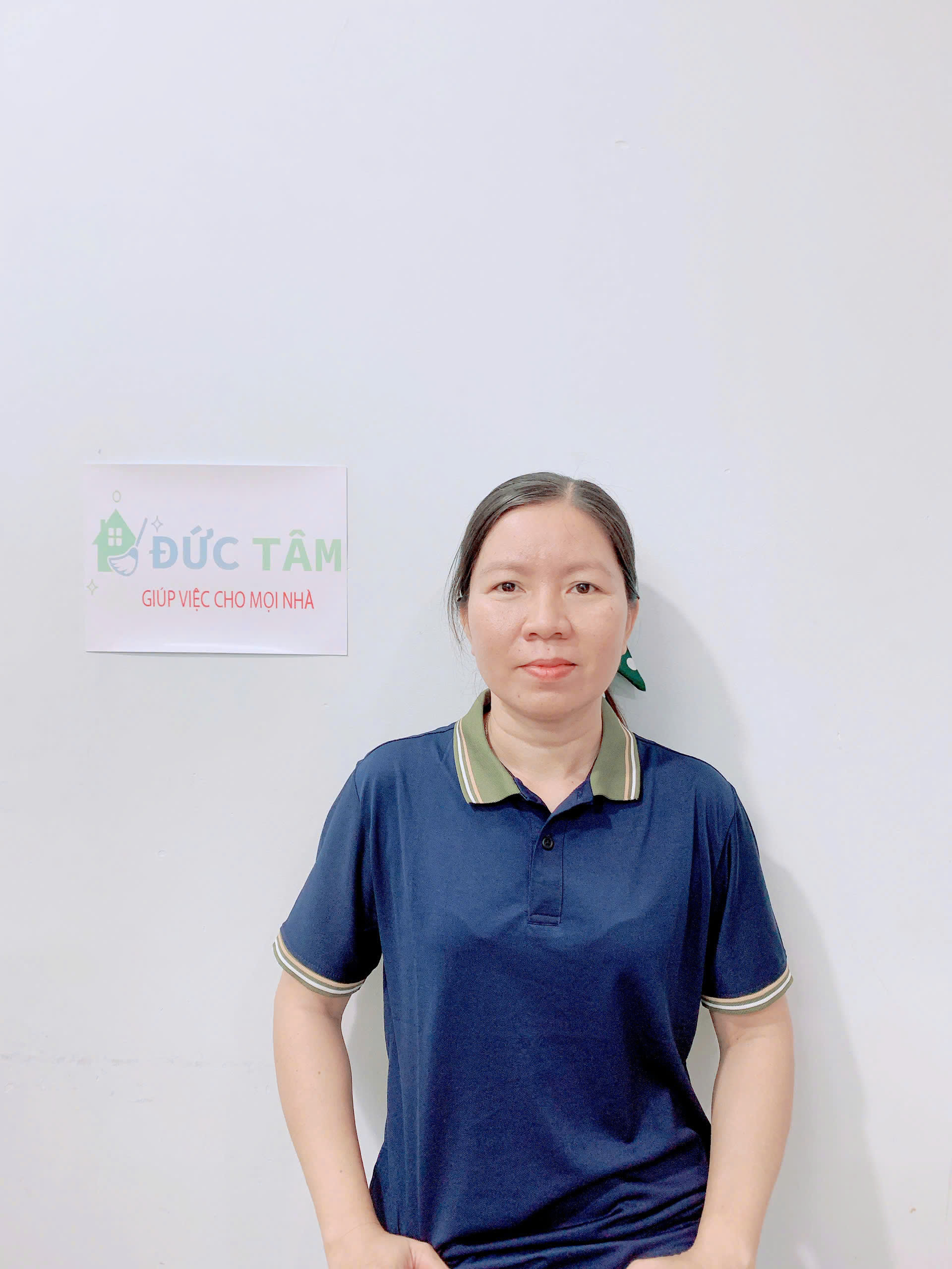 Chị Kim Huyền 1985 Bến Tre Siêng Năng Thật Thà Cần Tìm Việc.