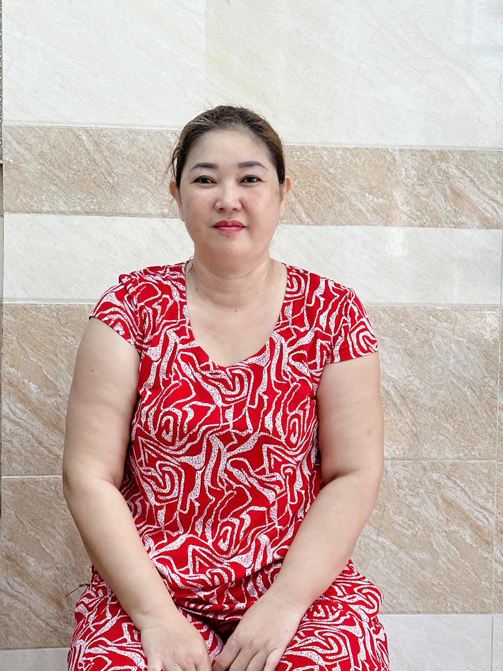 Cô Thủy (1977) tìm việc giúp việc nhà, chăm bé