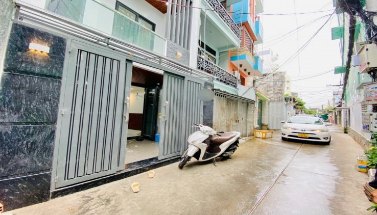 Nhà Cô Chú Ở Đường Ngô Tất Tố Quận Bình Thạnh Cần Chị Nội Trợ