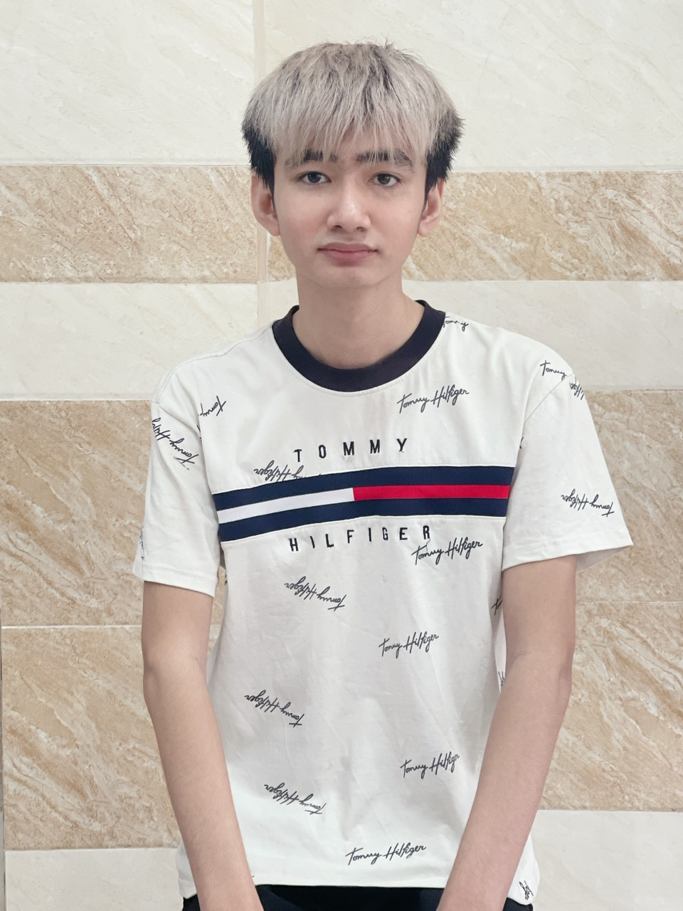 Em Kiệt 18 tuổi người Sài Gòn nhận việc đi làm ngay