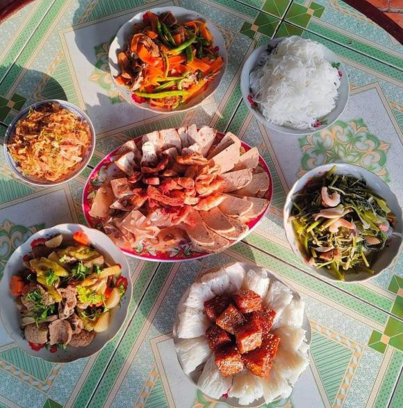 Các Thành Viên Trong Nhà Muốn Tìm Chị Giúp Việc Dưới 50 Hiền Lành