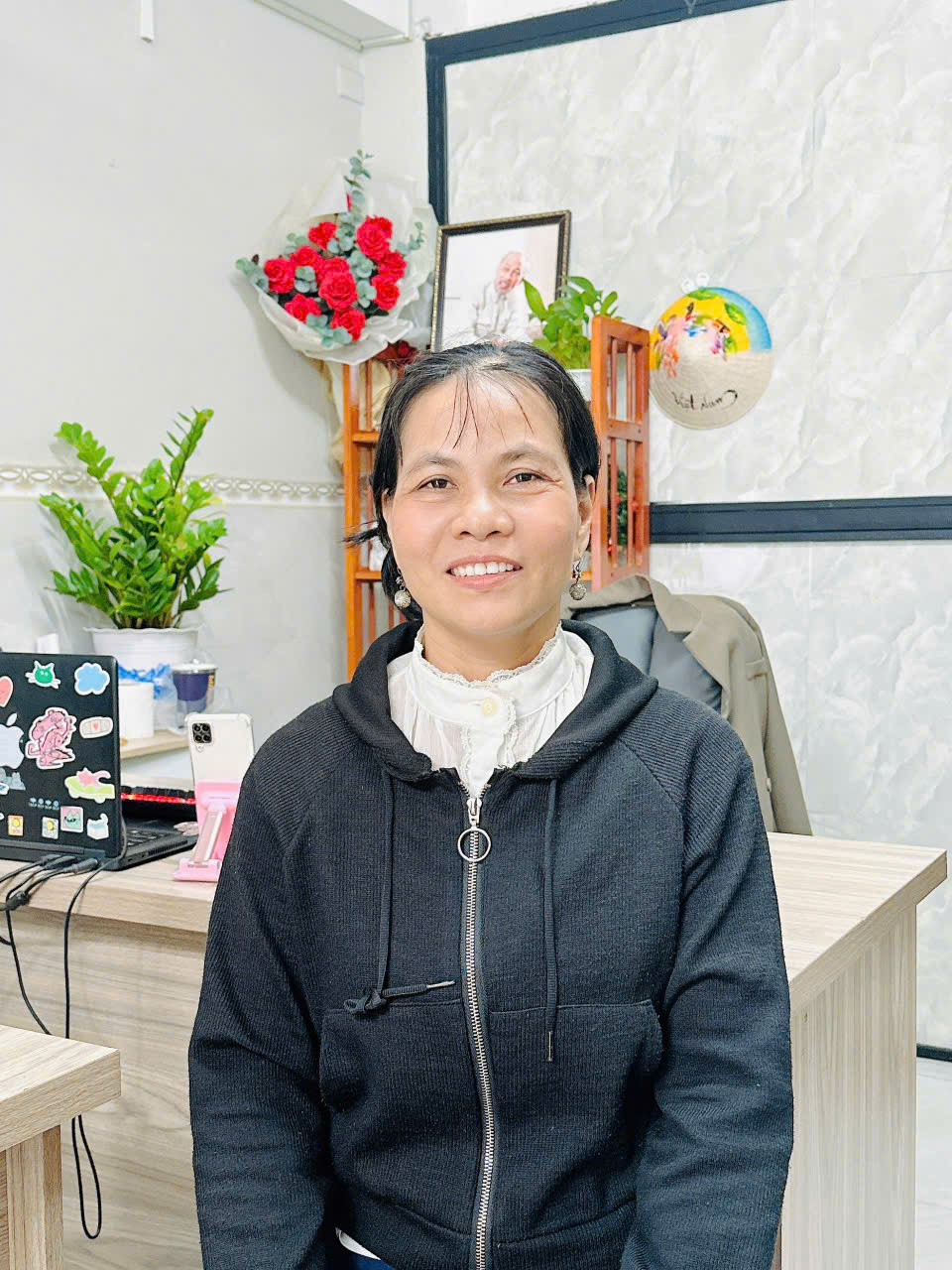 CHỊ TUYẾT - CHUYÊN CHĂM ÔNG BÀ, ĐANG CẦN TÌM VIỆC LÀM Ở LẠI, LÀM TẾT ĐƯỢC