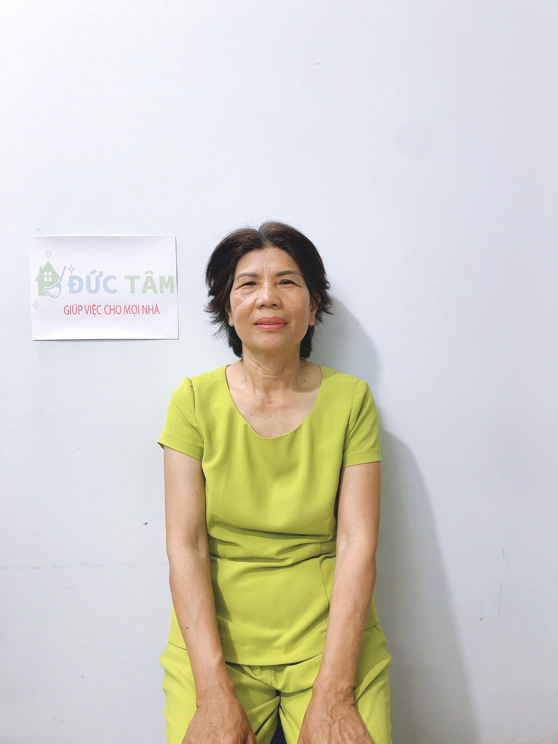 Cô Thích, 54 tuổi, cần tìm việc giúp việc nhà, chăm ông bà lớn tuổi neo đơn