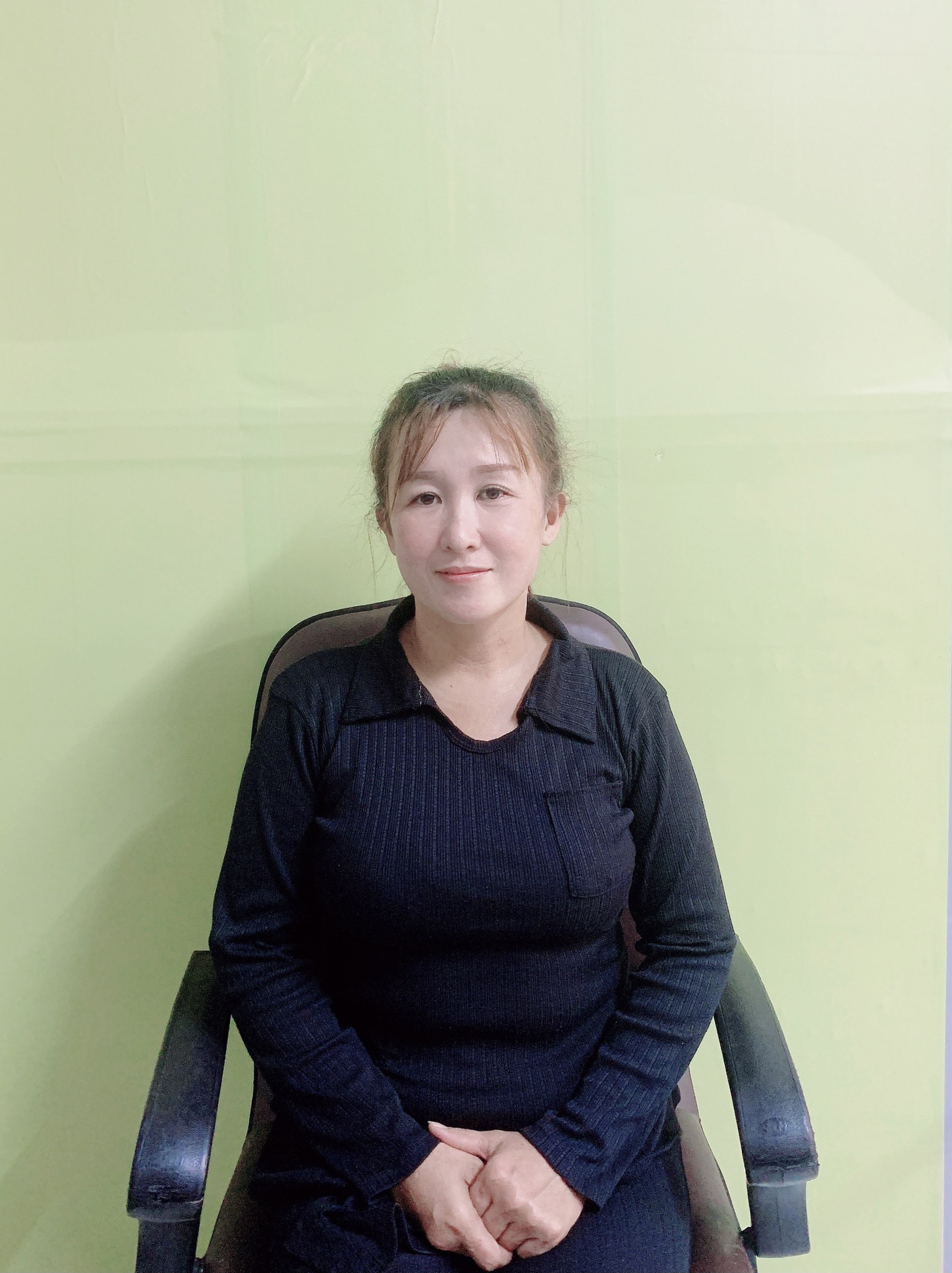 Chị Nguyễn Thị Tuyết Vân sn 1979 quê Tiền Giang - GIÚP VIỆC NHÀ, CHĂM EM BÉ