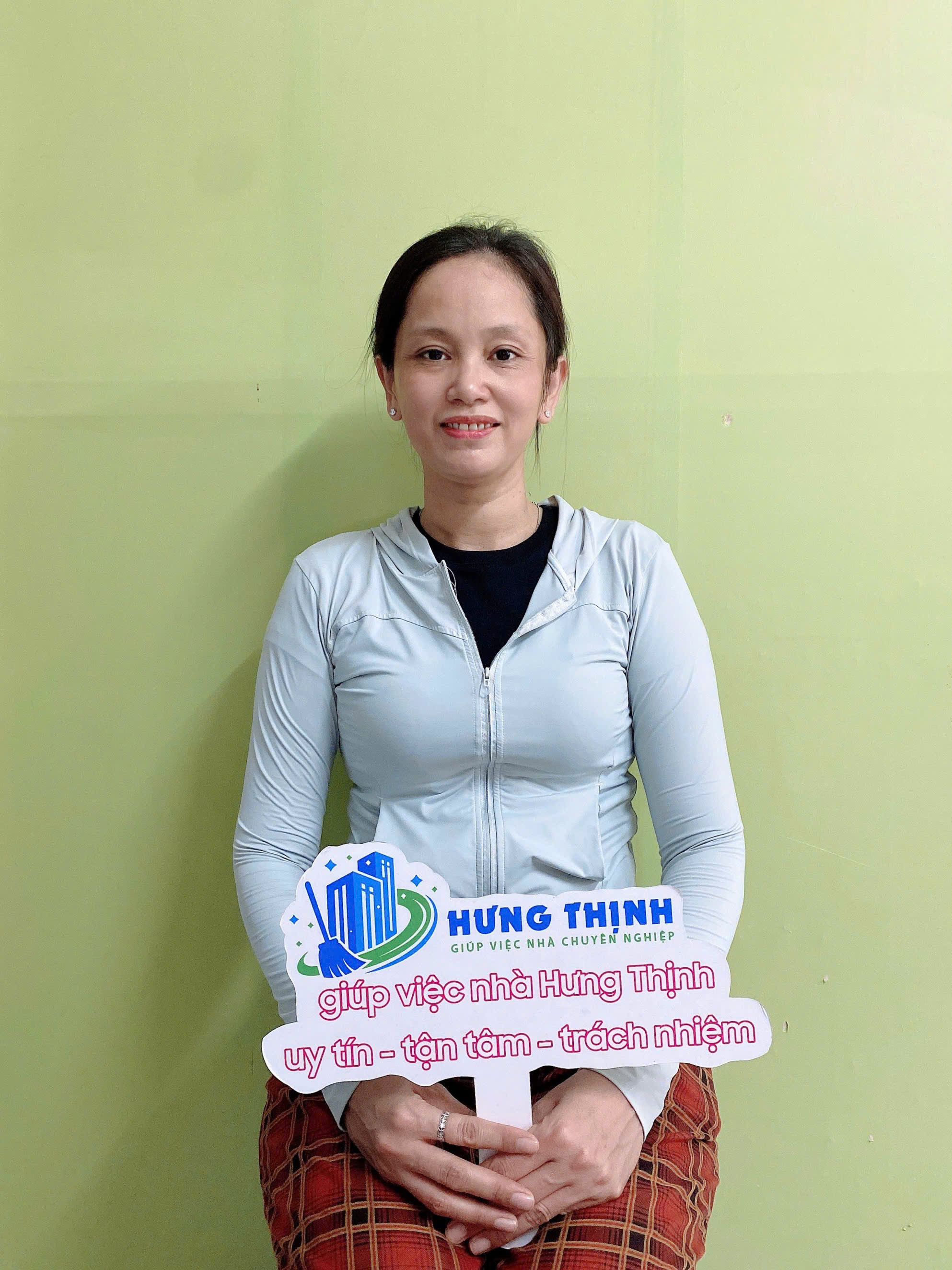 Chị Nguyễn Thị Diễm Tho, sinh năm 1982, quê Tiền Giang - chuyên chăm bé, giúp việc nhà