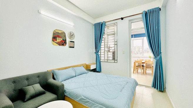 Tìm giúp việc làm ăn ở lại Q4 bao ăn ở lương 10tr