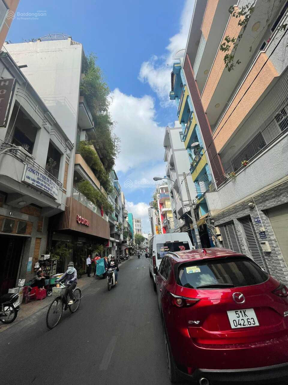 Em cần tìm thuê 1 chị chuyên giúp việc gia đình, làm bao ăn ở lại tại Q5