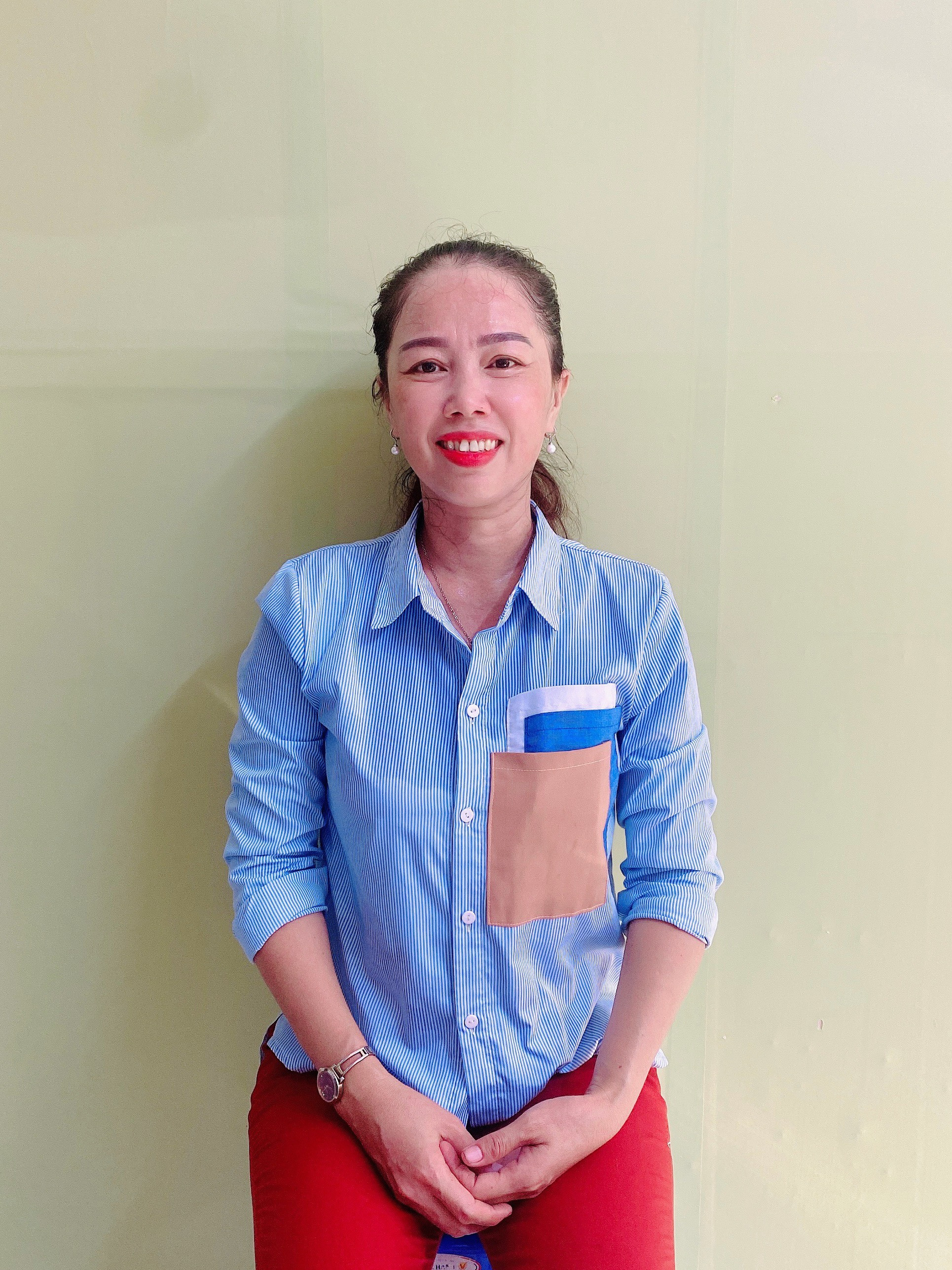 Em Tìm Việc Làm Dùm Cho Chị Hồng Sa - 43 Tuổi - Quê Bạc Liêu