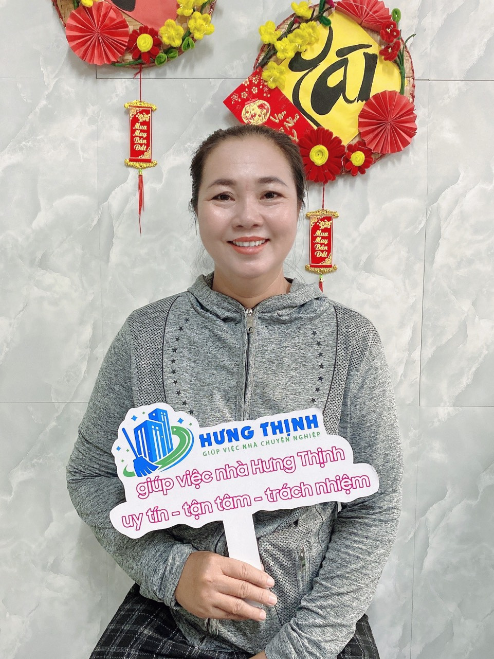 Chị Huệ - SN 1977 - quê Khánh Hòa - Chị Chuyên Chăm Em Bé