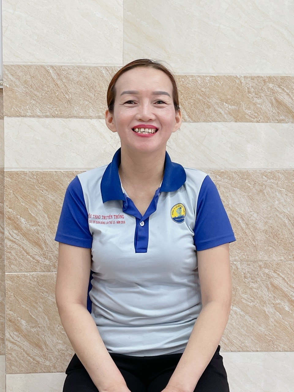 Chị Tảnh sinh 1979 quê Kon Tum nấu ăn ngon tìm việc