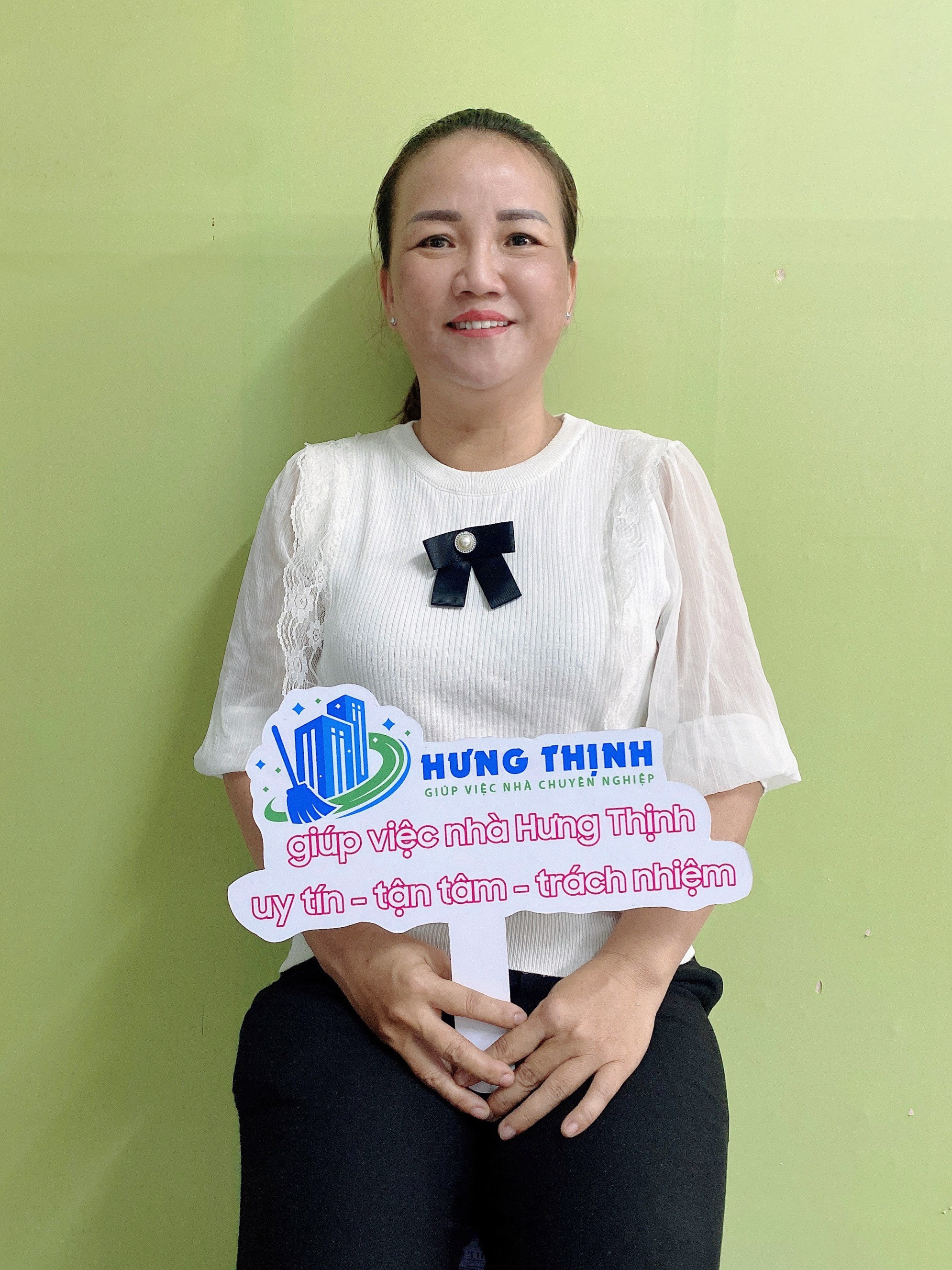 Chị Ngô Thị Ngọc Diễm - sinh năm 1976 - quê Kiên Giang ( SDT Lh Chị Diễm : 0987605160 )