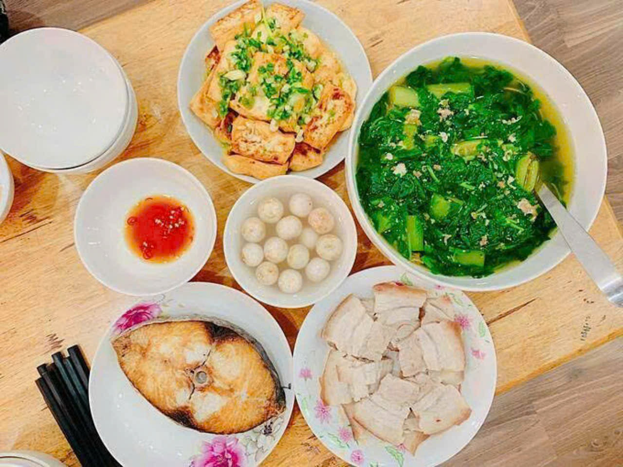 Cần gấp chị giúp việc nhà 1 trệt 1 lầu tại quận Gò Vấp cho gia đình em.