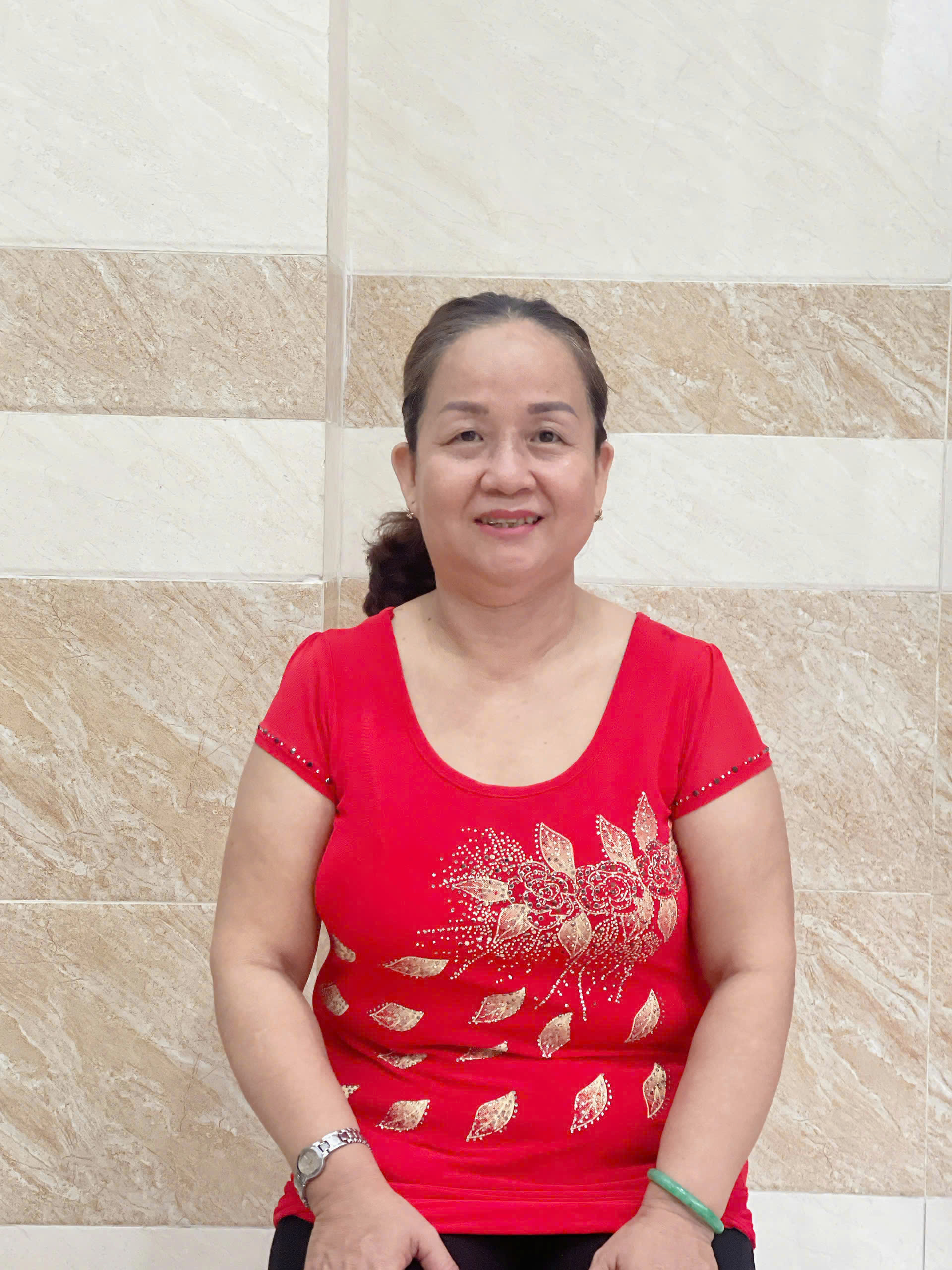 Chị Văng Thị Dạ Lý sinh 1972 quê Đồng Tháp