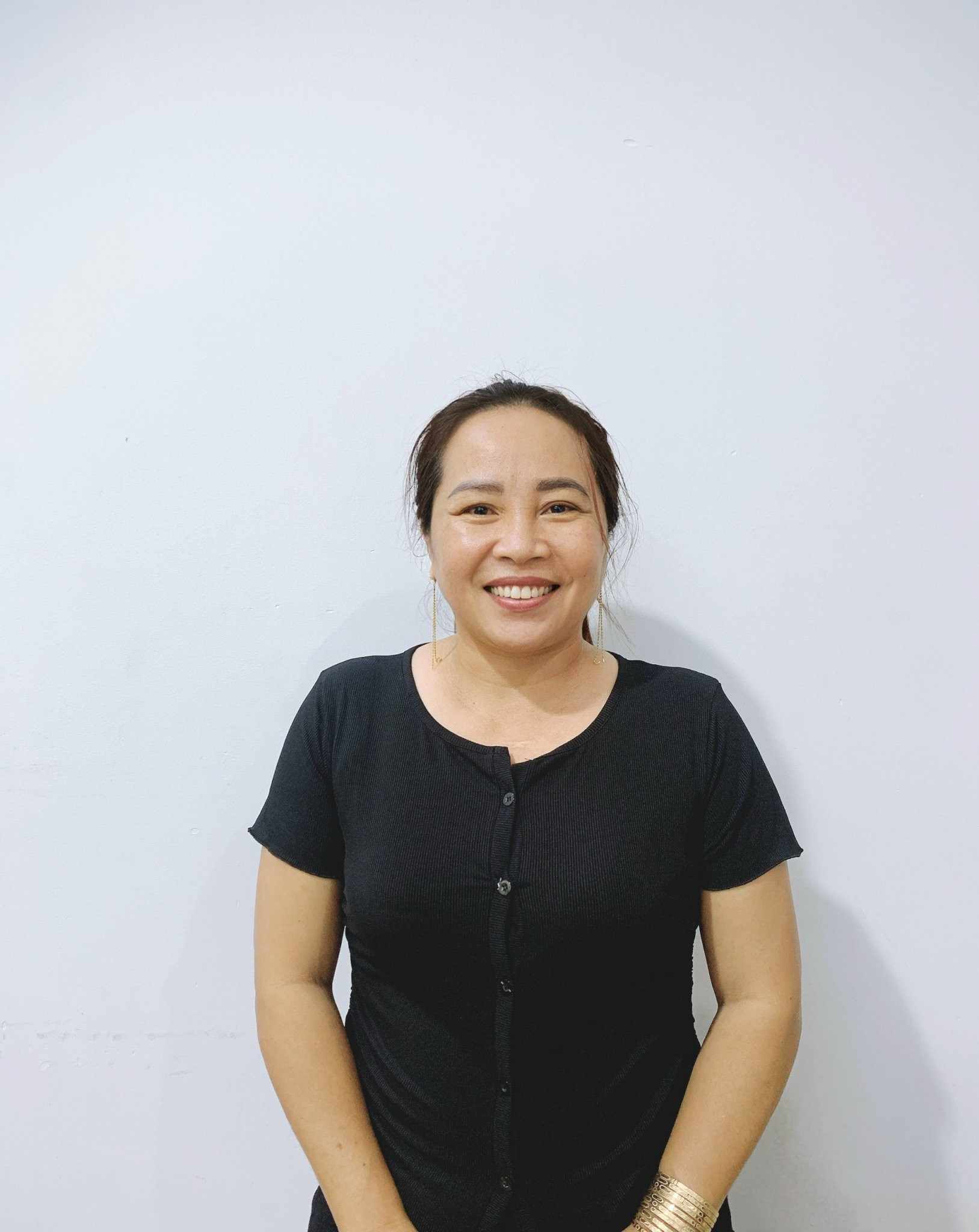 Chị Mộng Quế, sinh năm 1976, quê Khánh Hòa nhận việc đi làm ngay