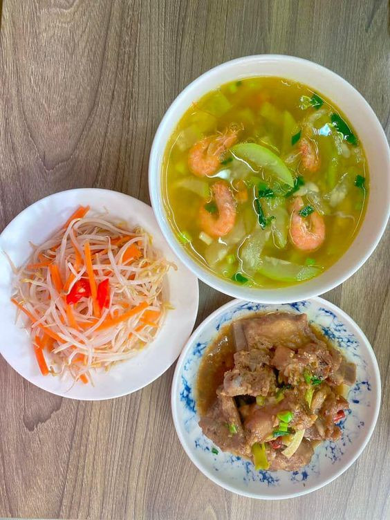 TUYỂN CÔ GIÚP VIỆC BAO ĂN Ở LẠI TẠI Q2.