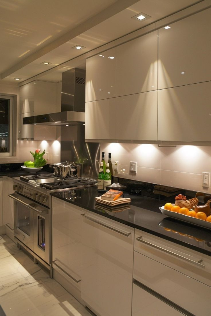 Cô ơi, việc nhà đang đợi - Em cần người giúp việc gấp!