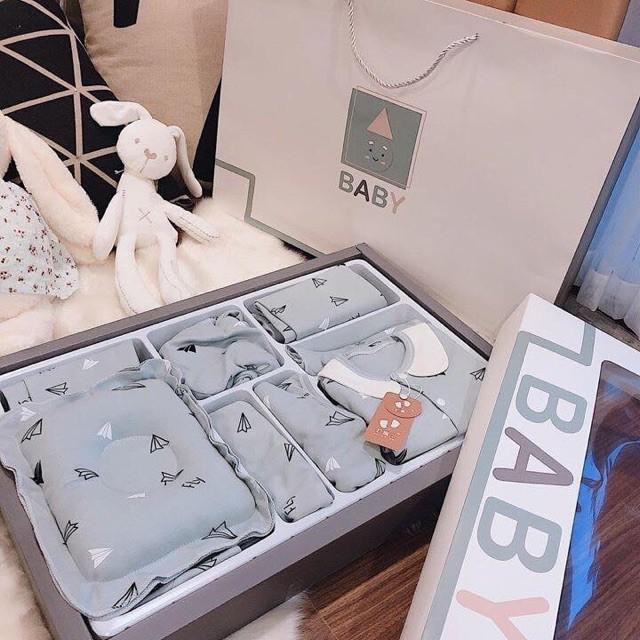 Tìm Liền Chị Chăm Sóc Bé Sơ Sinh Có Thể Ở Lại Được