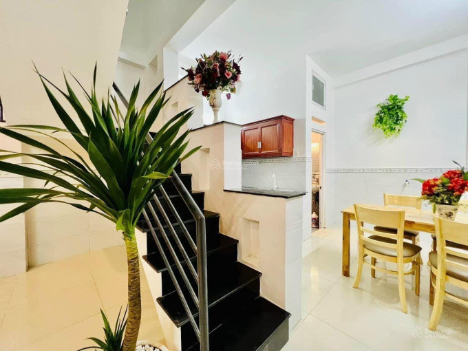 Cần chị giúp việc nhà ở Đinh Công Tránh, quận 1, tìm chị giúp việc làm ăn ở lại.