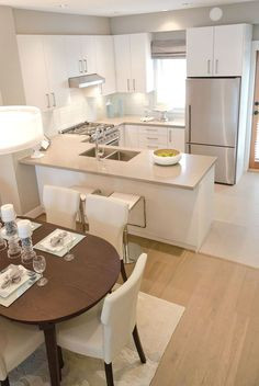 Chị Nào Làm Giúp Việc Liên Hệ Em Với Ạ