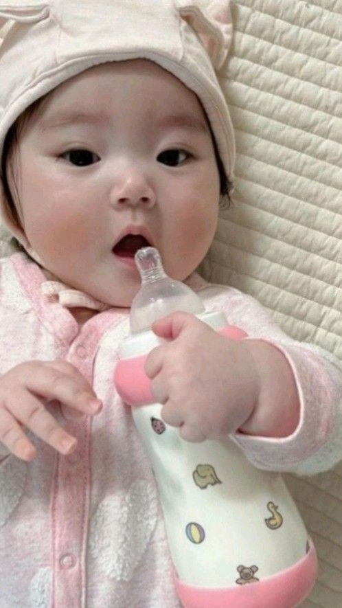 Em Cần Chị Trông Nom, Bé 4 Tháng Tại Đường Tênn Lửa Bình Tân