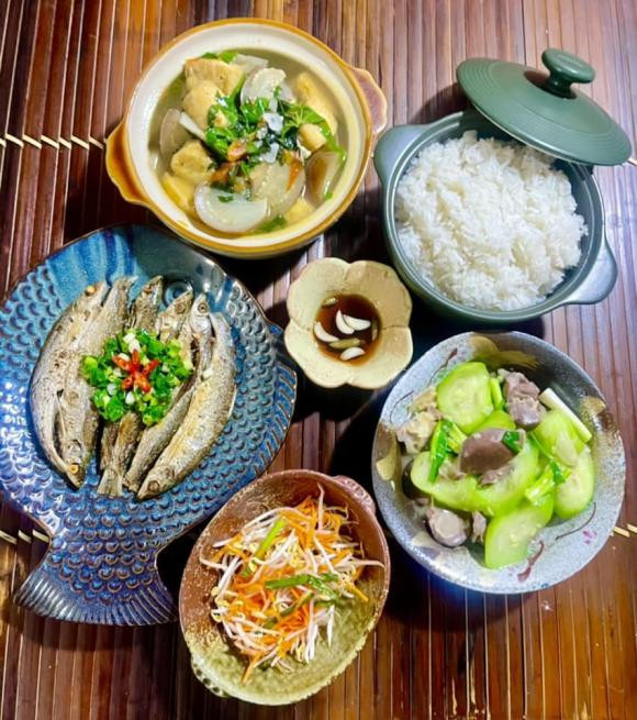 Vợ Chồng Nhà Đối Diện Trường Tiểu Học Võ Thị Sáu Quận Gò Vấp