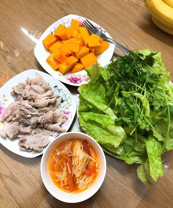 Em tìm chị giúp việc nấu ăn nhà 4  người lớn ở Thoại Ngọc Hầu, Tân Phú.