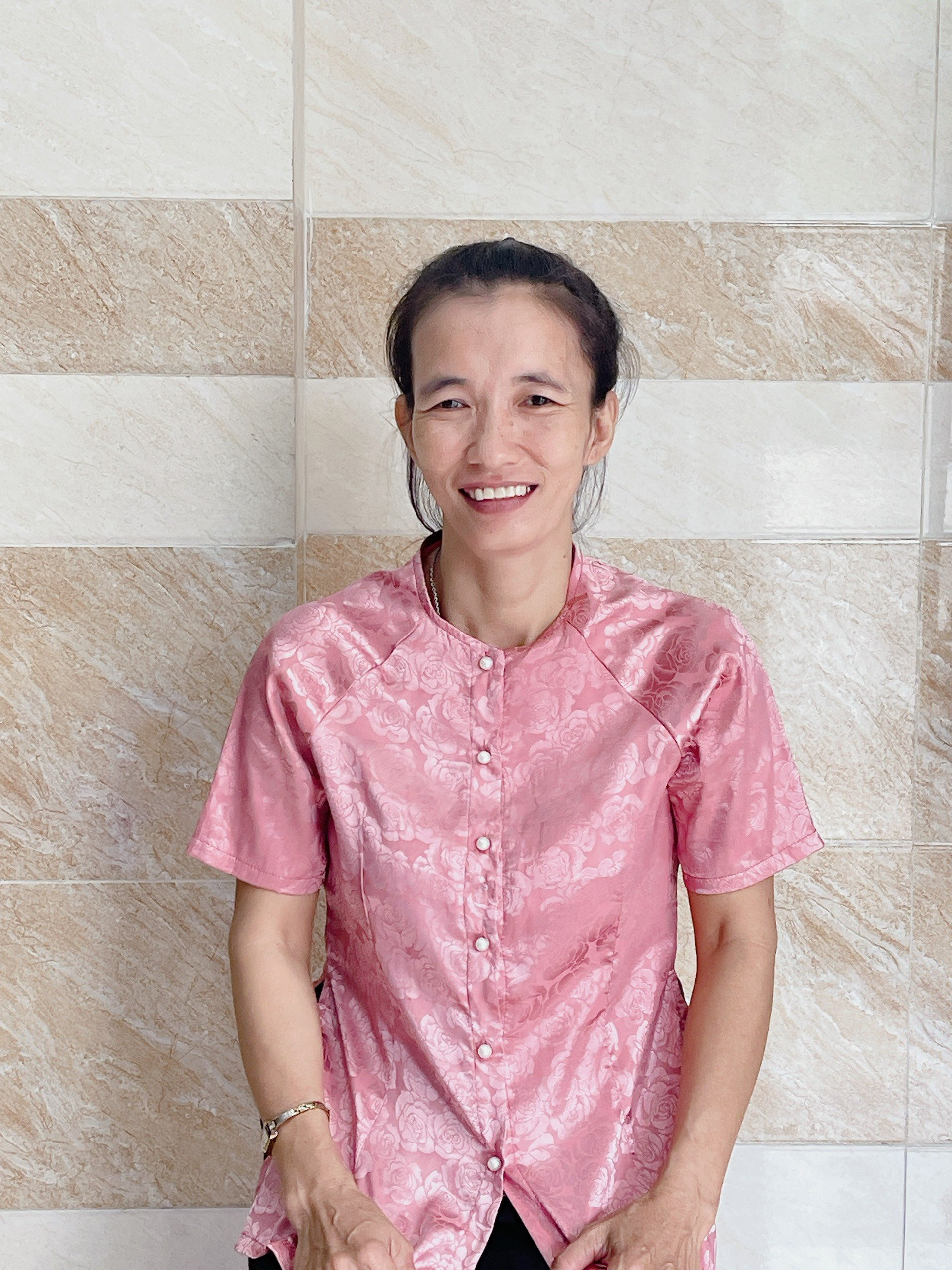 EM TÌM VIỆC CHO CHỊ TRÚC- LAM LŨ CHỊU KHÓ KHÔNG NGẠI VIỆC